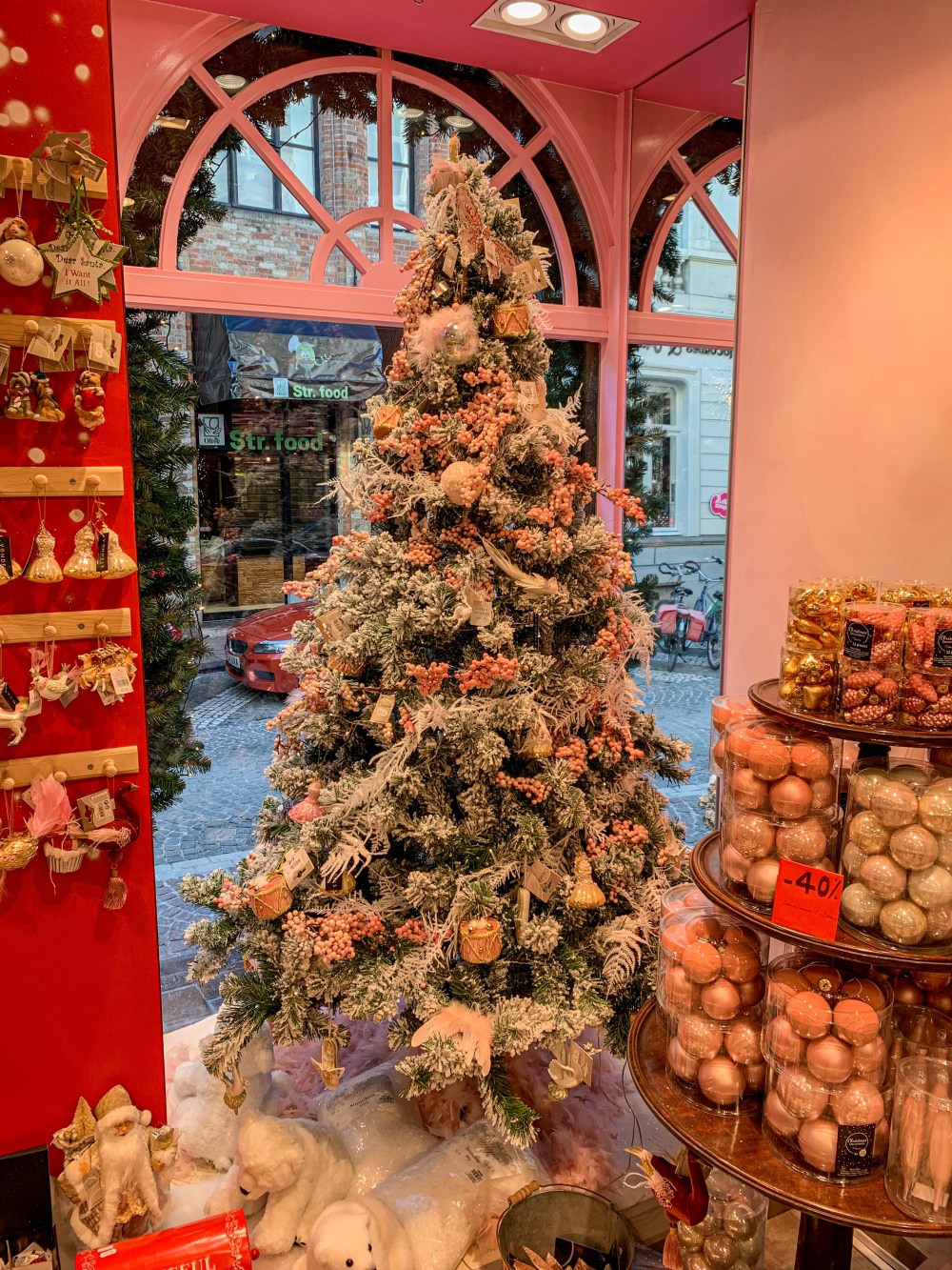 FE551425-1CF6-466C-96FF-5F06F9F74AEC