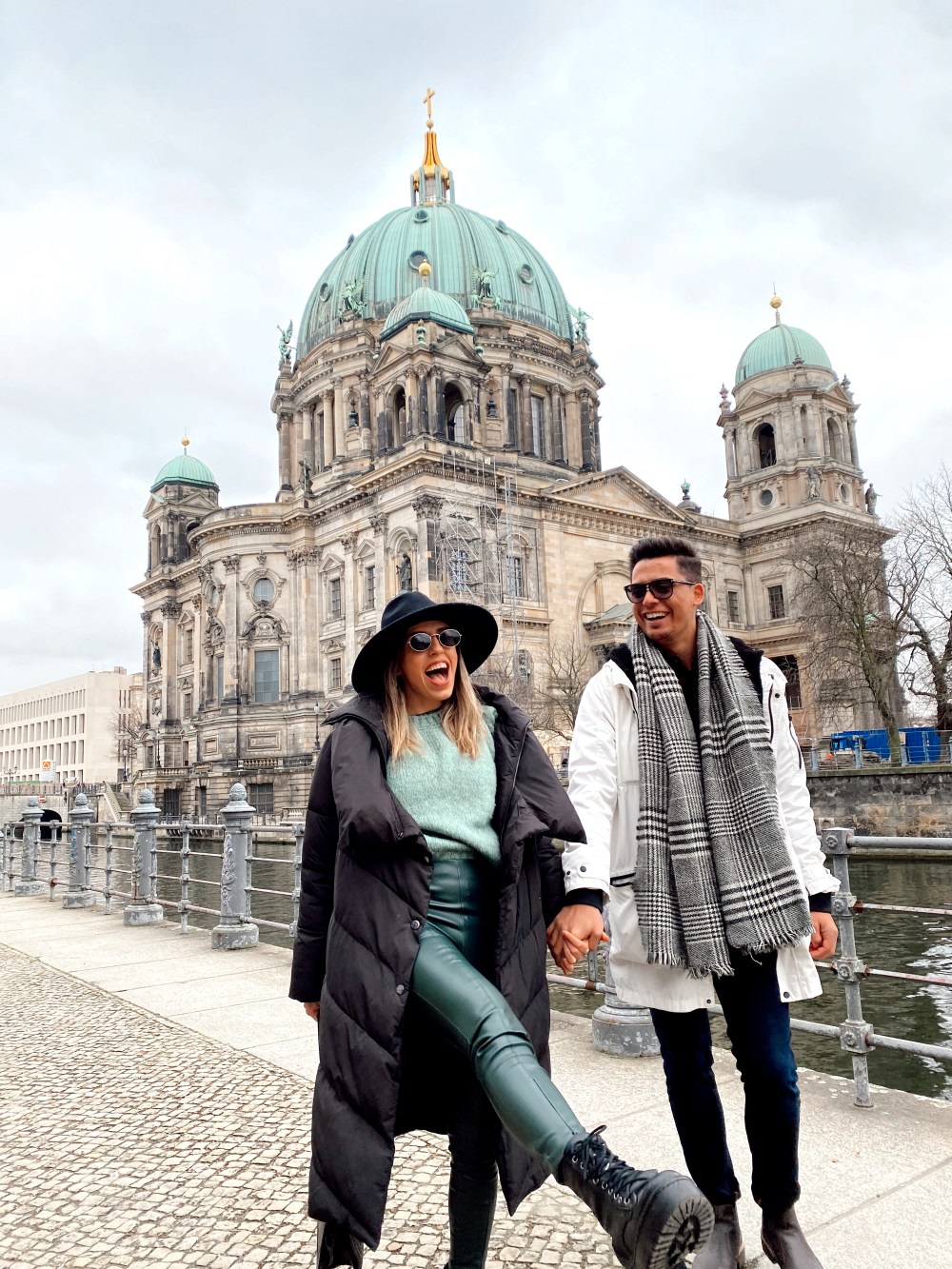 A24E7DB1-6260-4B0A-BFCD-2F61E1329D46